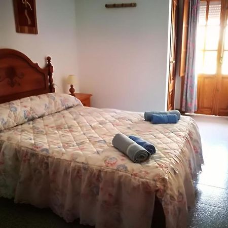 Pension La Sierra Cortes de la Frontera Extérieur photo